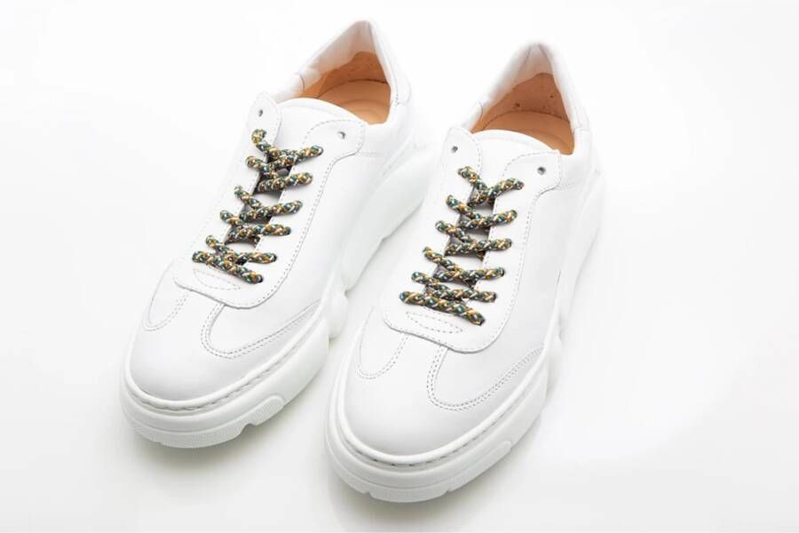 Attilio Giusti Witte-IJs Sneaker met Multikleurige Veters White Dames