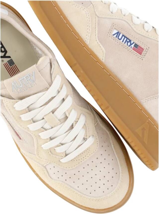 Autry Beige Suède Leren Sneakers voor Vrouw Beige Dames