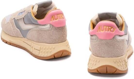 Autry Beige Veterschoenen met Paneeldesign Multicolor Dames