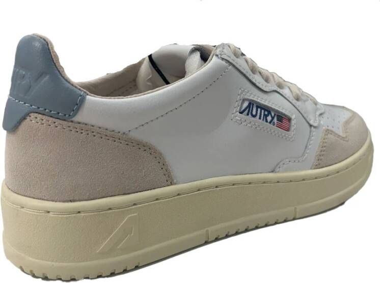 Autry Blauwe Leren Suède Lage Sneakers White Heren