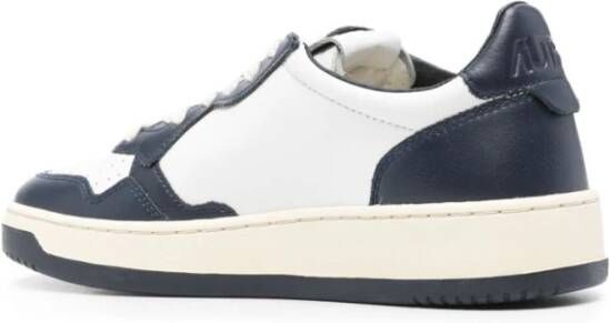 Autry Blauwe Sneakers Paneelontwerp Blue Dames