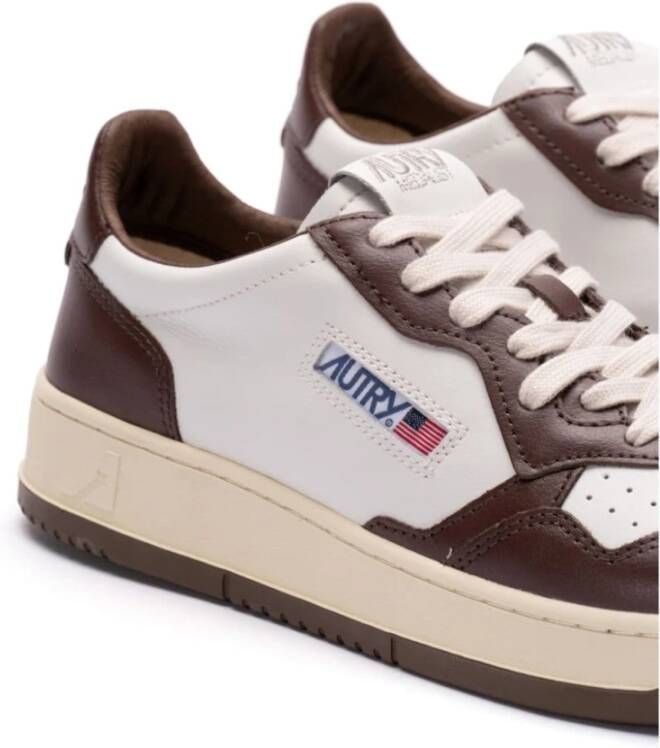 Autry Bruin Leren Sneakers Paneelontwerp Brown Heren