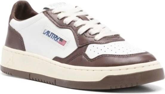 Autry Bruin Leren Veterschoenen Brown Dames