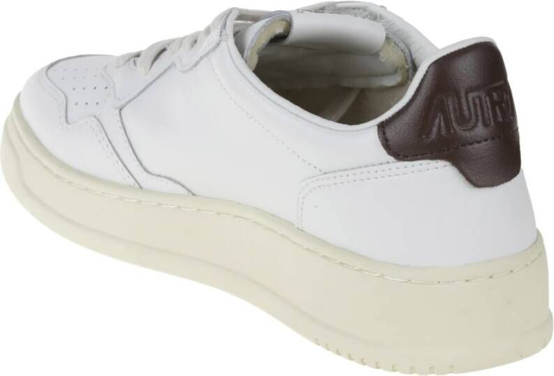 Autry Bruine platte schoenen in Pelle stijl White Heren