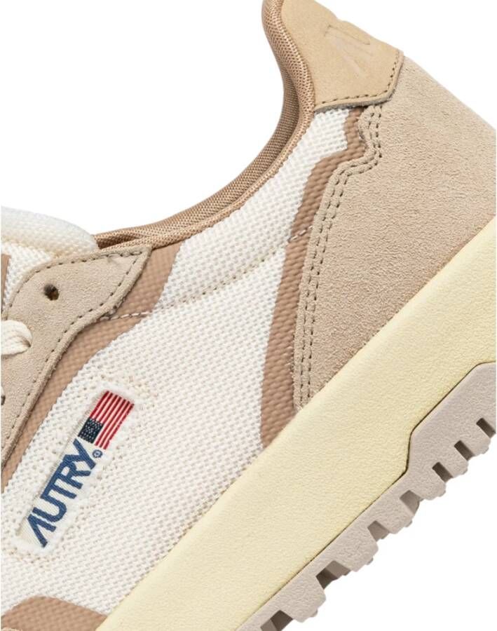 Autry Casual Sneakers Ak03 Beige Dames