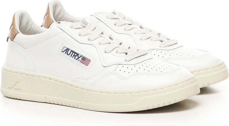 Autry Chunky Sole Sneakers Wit Kameel White Dames