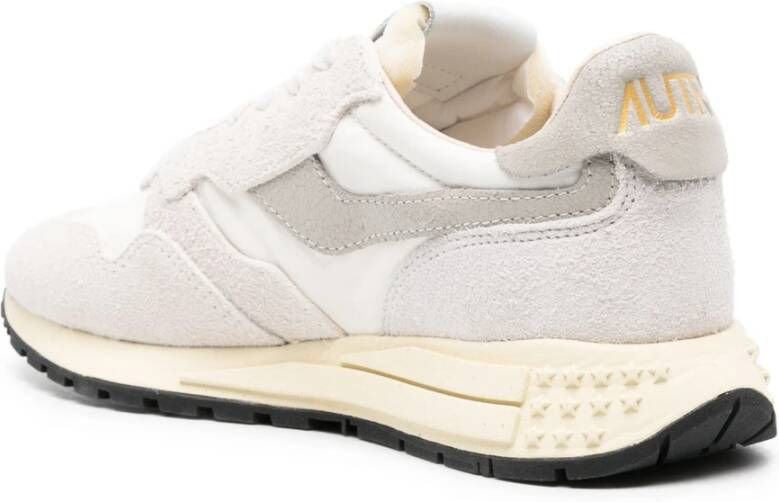 Autry Flexibele Beige Hardloopschoenen White Dames