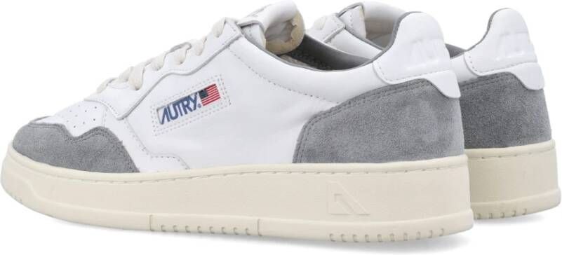 Autry Grijze Leren Sneakers met Borduurdetails White Heren