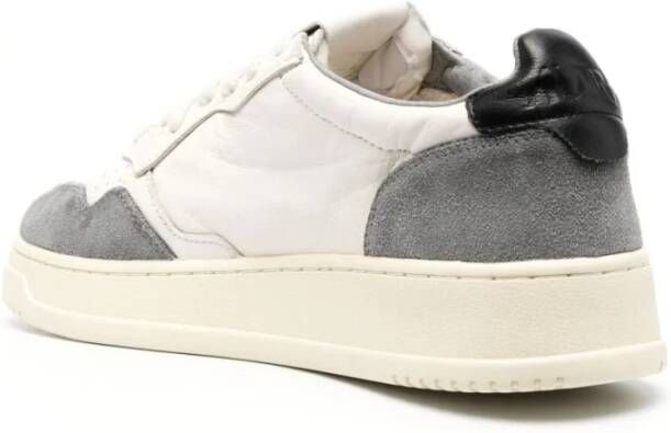 Autry Grijze Sneakers met Gebarsten Leder Grijs Heren