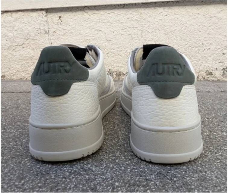 Autry Groene suède lage sneakers White Heren