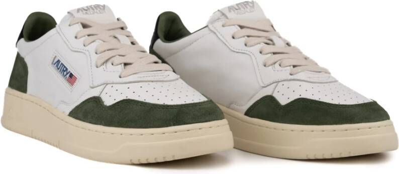 Autry Zwarte Suède Medalist Lage Sneakers Green Heren