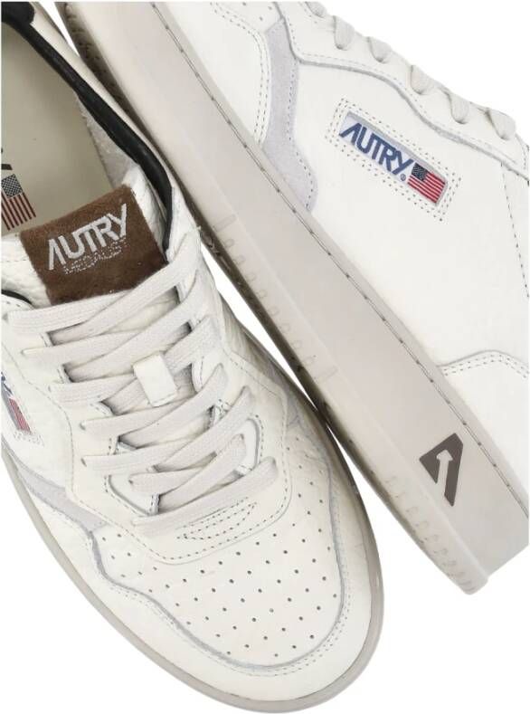 Autry Ivoor Leren Sneakers met Logodetails Beige Heren