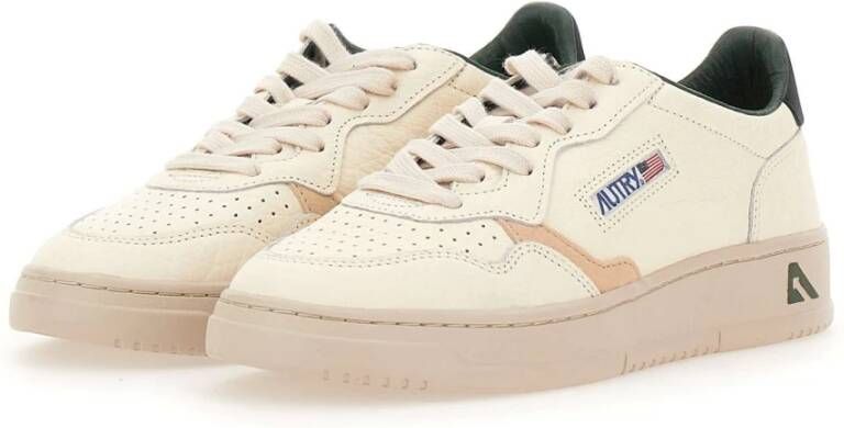 Autry Klassieke Lage Sneakers White Dames