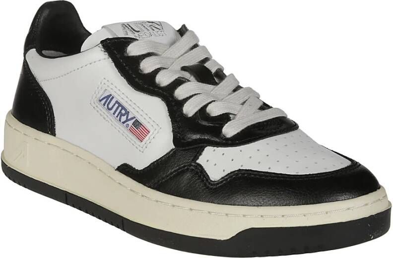 Autry Lage Leren Medalist Sneakers Black Dames