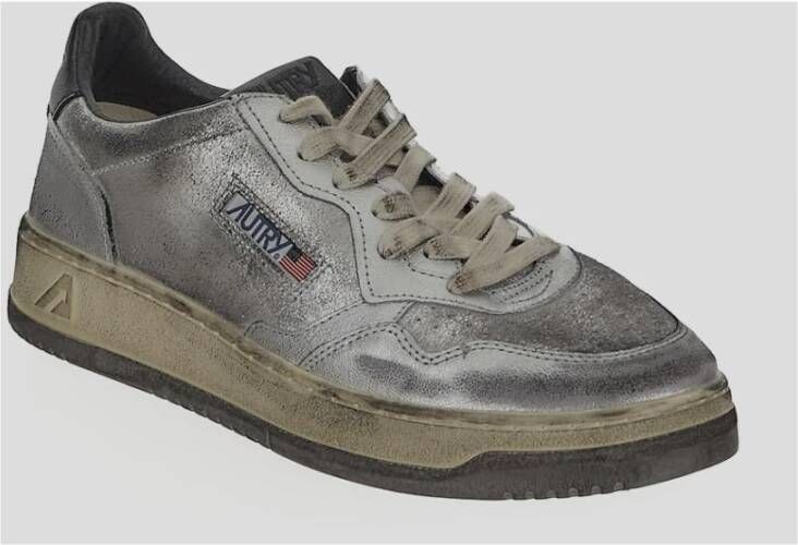 Autry Vintage Stijl Sneaker met Micro-geperforeerde Neus Gray Heren