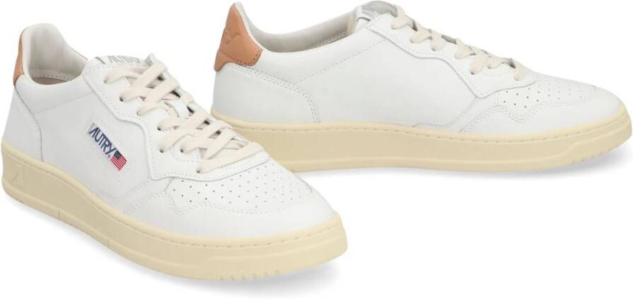 Autry Lage leren sneakers met contrasterende hiel White Heren