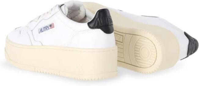 Autry Lage Plateau Sneaker met Warme Voering White Dames