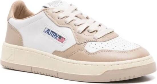 Autry Lage Sneaker in Wit Beige White Dames