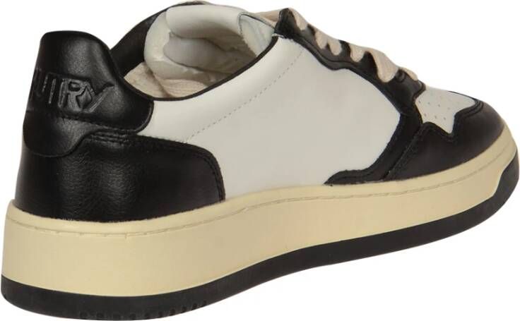 Autry Lage Sneakers Medalist Stijl Black Heren