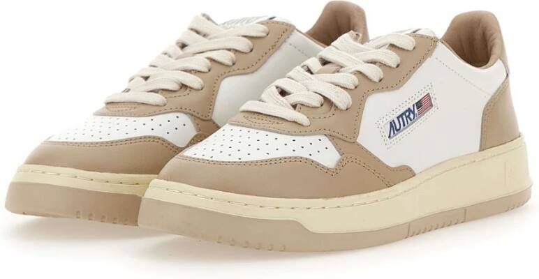 Autry Lage Sneakers voor Vrouwen Beige Dames