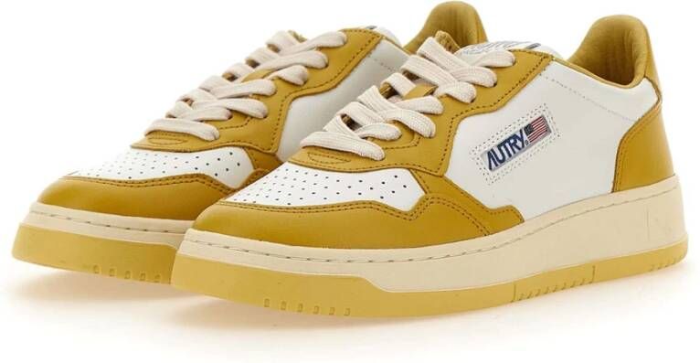 Autry Lage Sneakers voor Vrouwen Yellow Dames