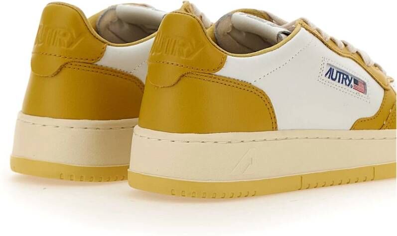 Autry Lage Sneakers voor Vrouwen Yellow Dames