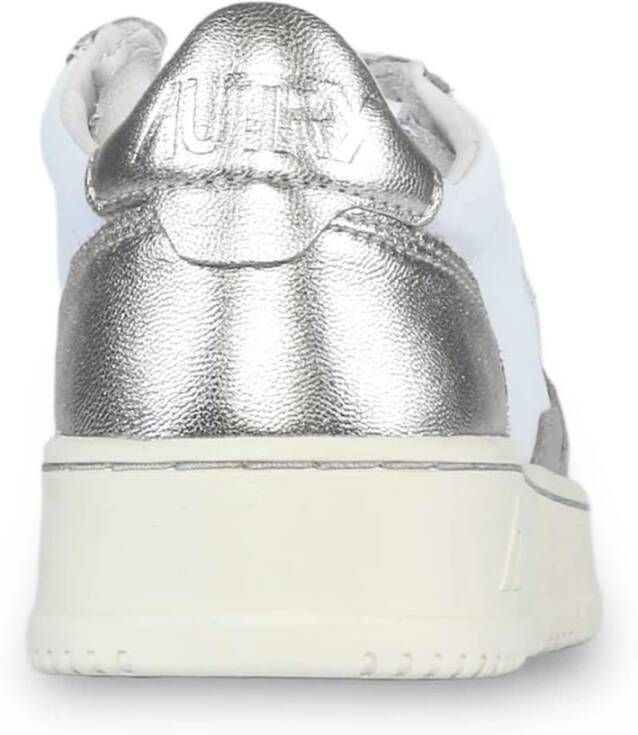 Autry Lage Twee-Tone Zilveren Schoenen Gray Dames
