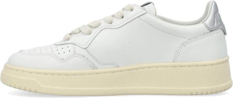 Autry Leren lage sneakers met geperforeerd paneel White Dames