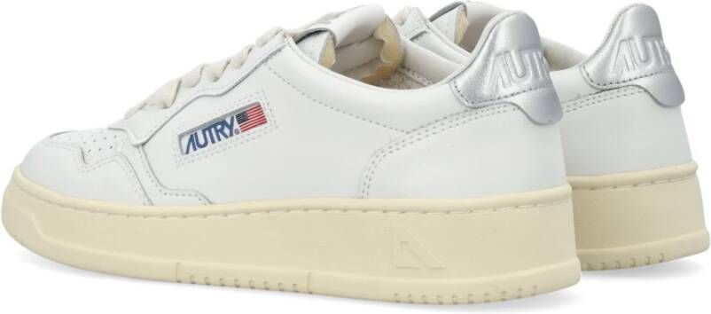 Autry Leren lage sneakers met geperforeerd paneel White Dames