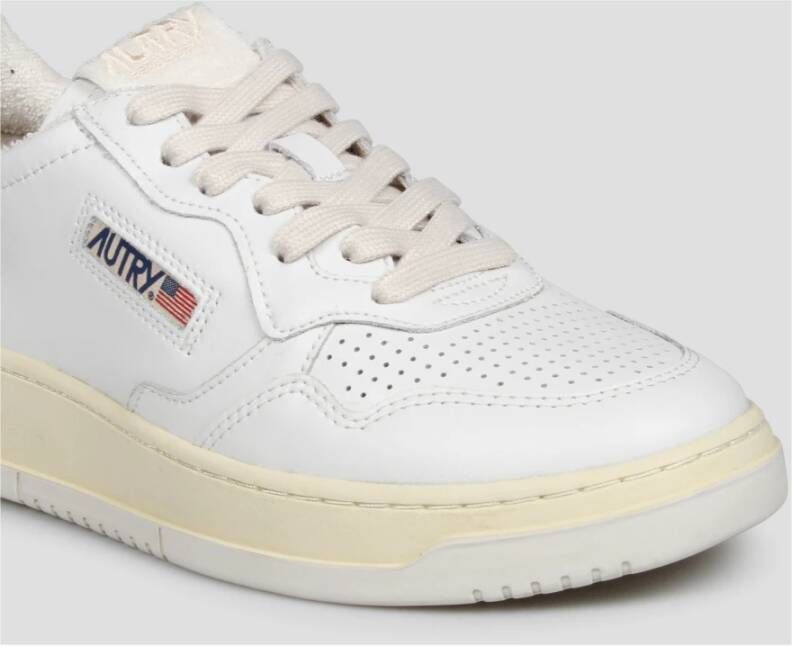 Autry Leren Lage Sneakers met Suède Details White Dames