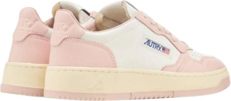 Autry Leren Medalist Sneakers met Logo Patch Pink Dames