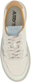 Autry Leren Sneakers met Logodetails Beige Dames