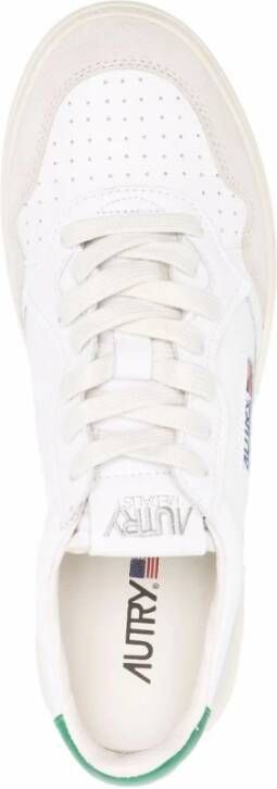 Autry Logo Zij Sneakers met Geperforeerde Details White Heren