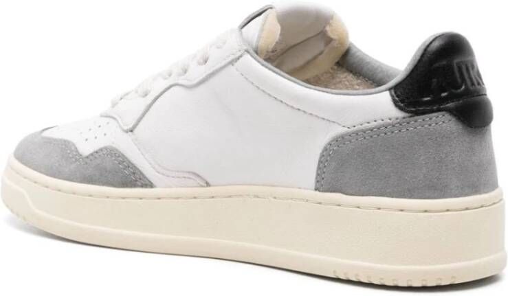 Autry Medalist Lage Leren Suède Sneakers Gray Dames