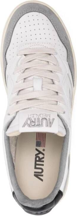 Autry Medalist Lage Leren Suède Sneakers Gray Dames