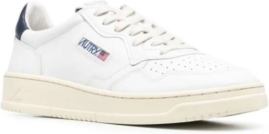 Autry Medalist Low Sneakers Wit White Heren