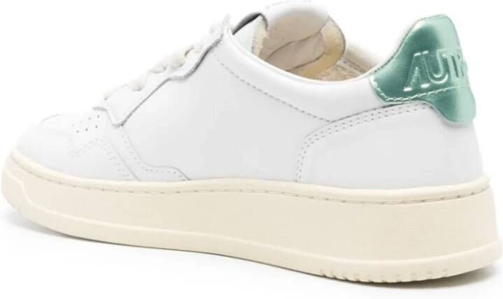 Autry Medalist Low Top Leren Sneakers White Dames