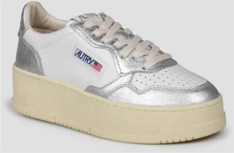 Autry Platform Sneakers met Metallic Back Patch White Dames