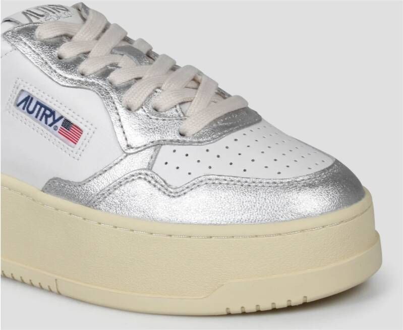 Autry Platform Sneakers met Metallic Back Patch White Dames