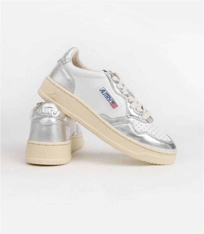 Autry Witte Leren Sneakers met Zilveren Details Wit Dames