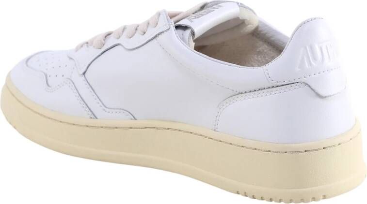 Autry Witte Leren Veterschoenen Ss23 Wit Heren