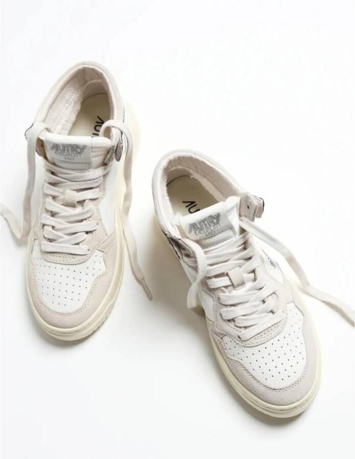 Autry Vintage Hoge Sneakers Zwart Dames