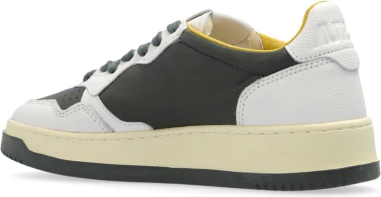 Autry Sportschoenen `Medalist Low` Green Dames