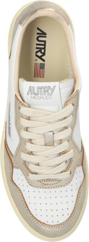 Autry Sportschoenen Medalist Low White Dames