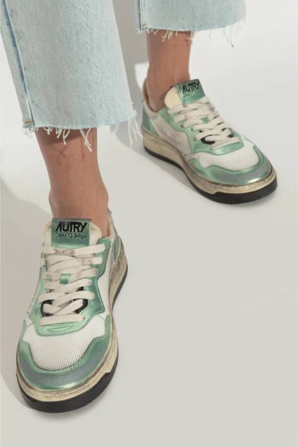 Autry Sportschoenen Supvint Low Green Dames