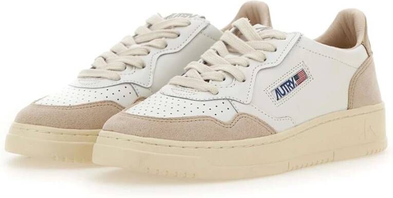 Autry Stijlvolle Low Top Sneakers White Dames