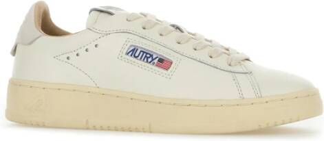 Autry Stijlvolle Sneakers voor Dagelijks Gebruik Beige Dames