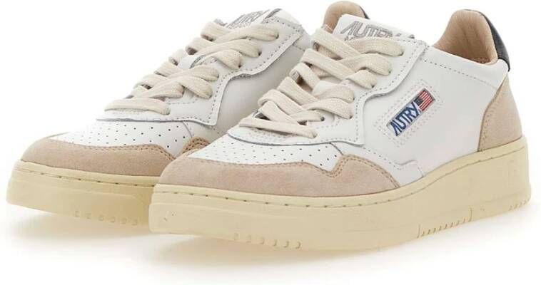 Autry Stijlvolle Sneakers voor Dagelijks Gebruik Beige Dames