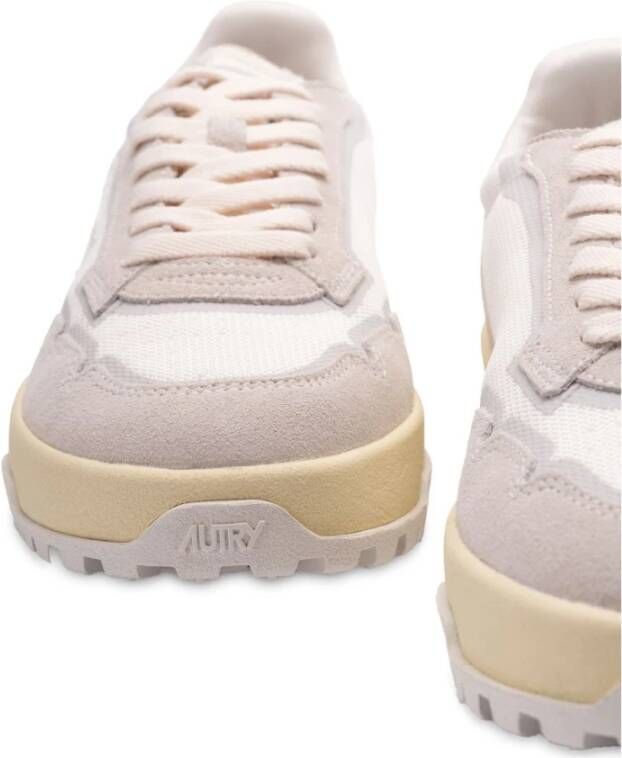 Autry Stijlvolle Sneakers voor Mannen en Vrouwen White Heren