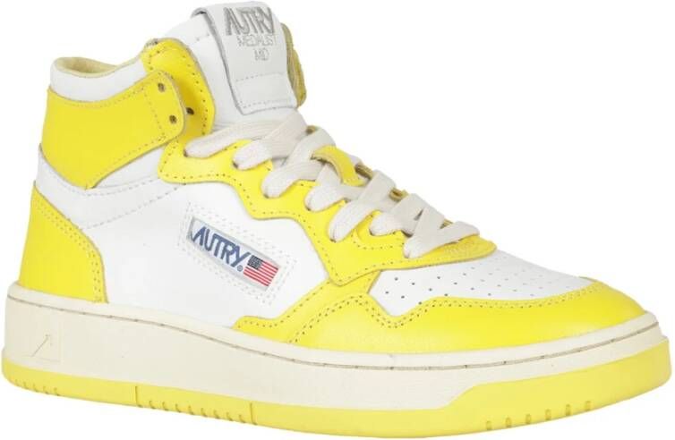 Autry Stijlvolle Sneakers voor Mannen en Vrouwen Yellow Dames